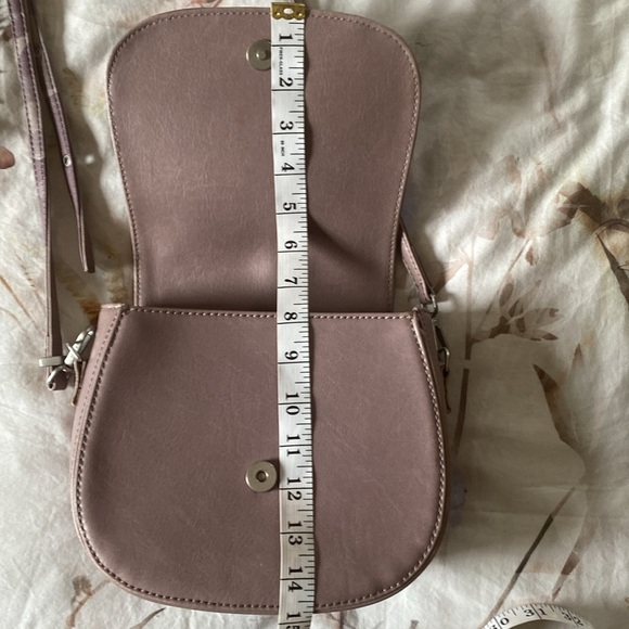 MATT & NAT Rubicon Vintage Camo Pink Crossbody Saddle Bag - Picture 8 of 8